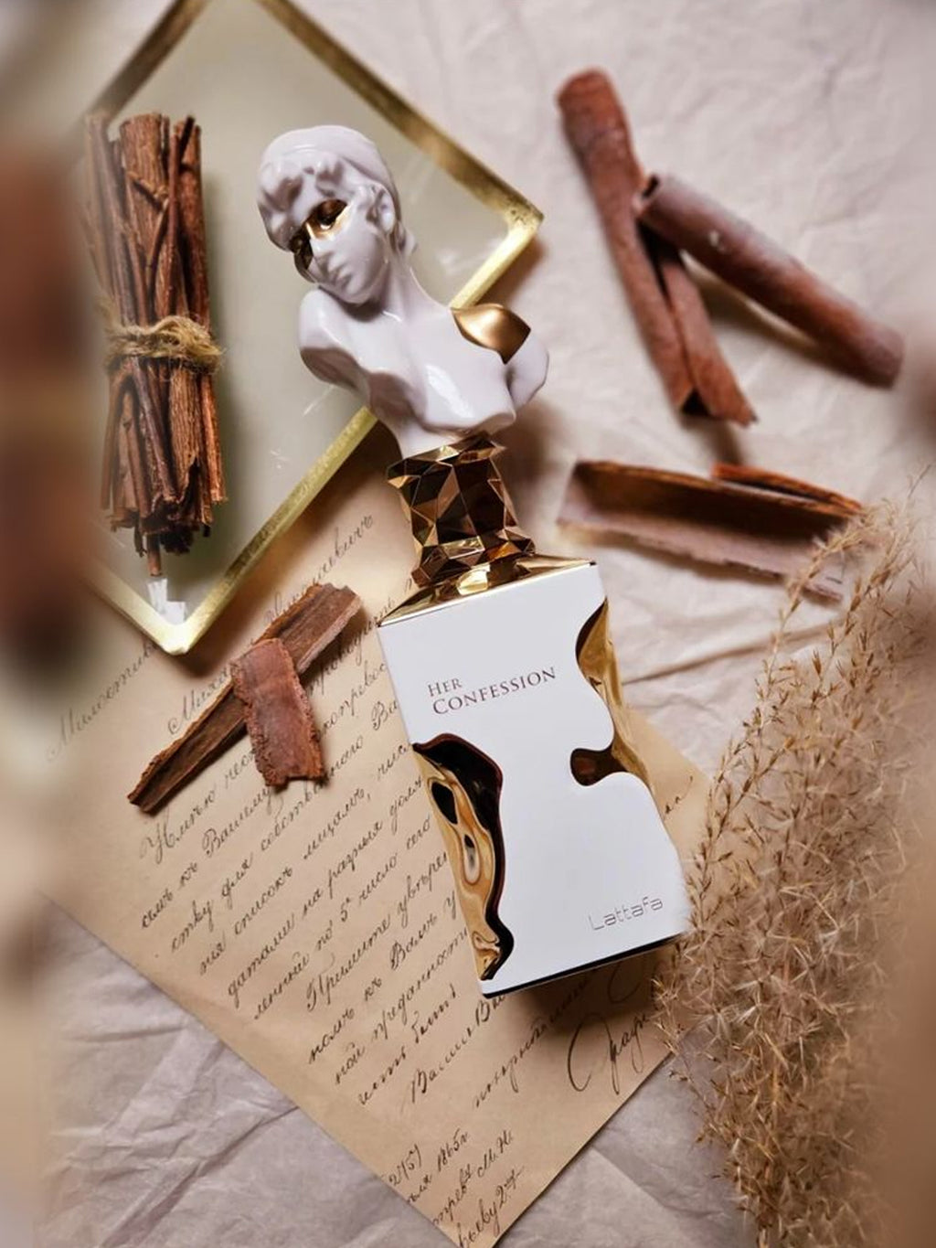 Her Confession Eau de Parfum